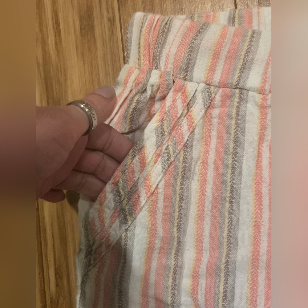 Briggs Striped Women's Shorts - Picture 2 of 8